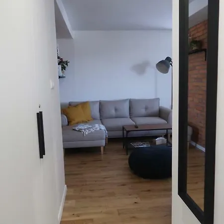 Hniezdo V Raji 1 - Luxurious 3 Min Walk To Center Apartament