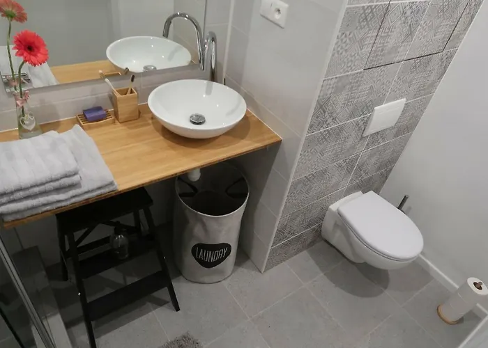 Hniezdo V Raji 1 - Luxurious 3 Min Walk To Center Lejlighed